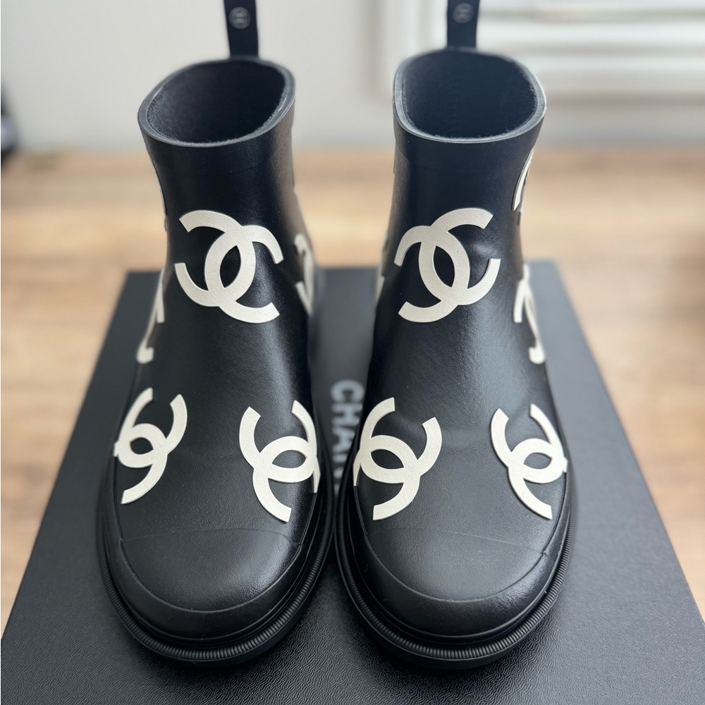Chanel Black Logo Short Rain Boots 37